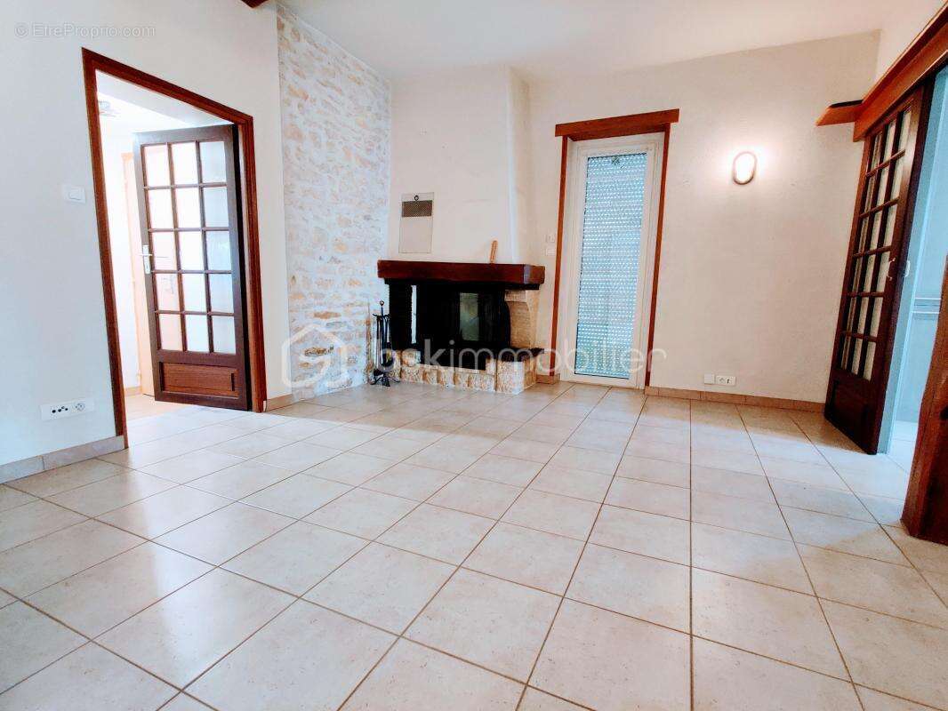 Maison à CIVRAY