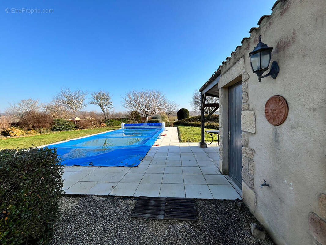 Maison à PRAYSSAC