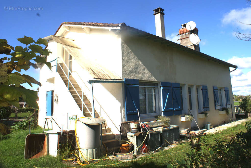 Maison à SAINT-LAURENT-DES-HOMMES