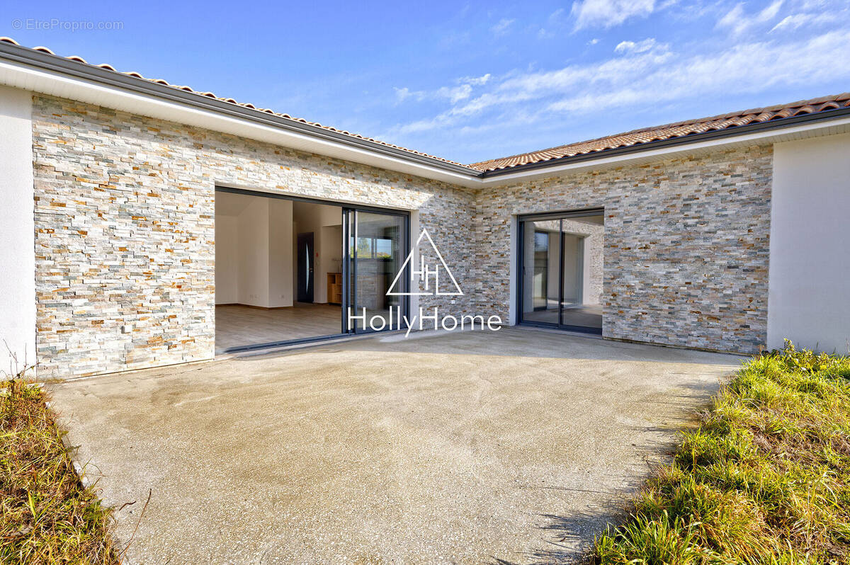 Photo 1 - Maison à CAVIGNAC
