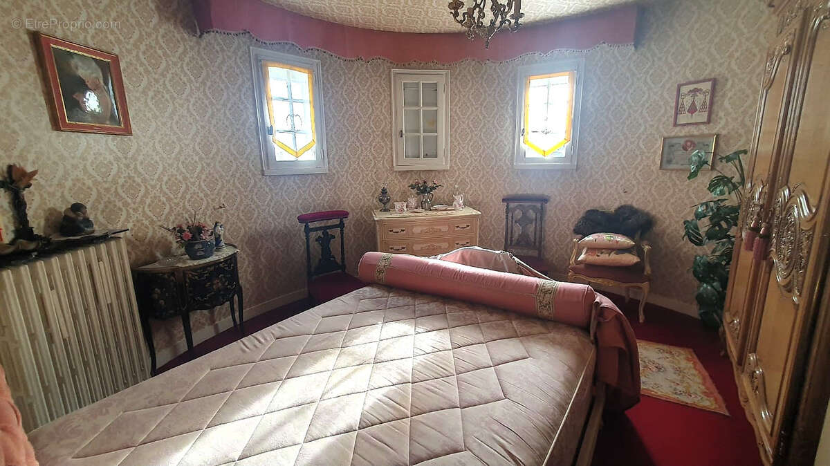 Maison à LECOUSSE