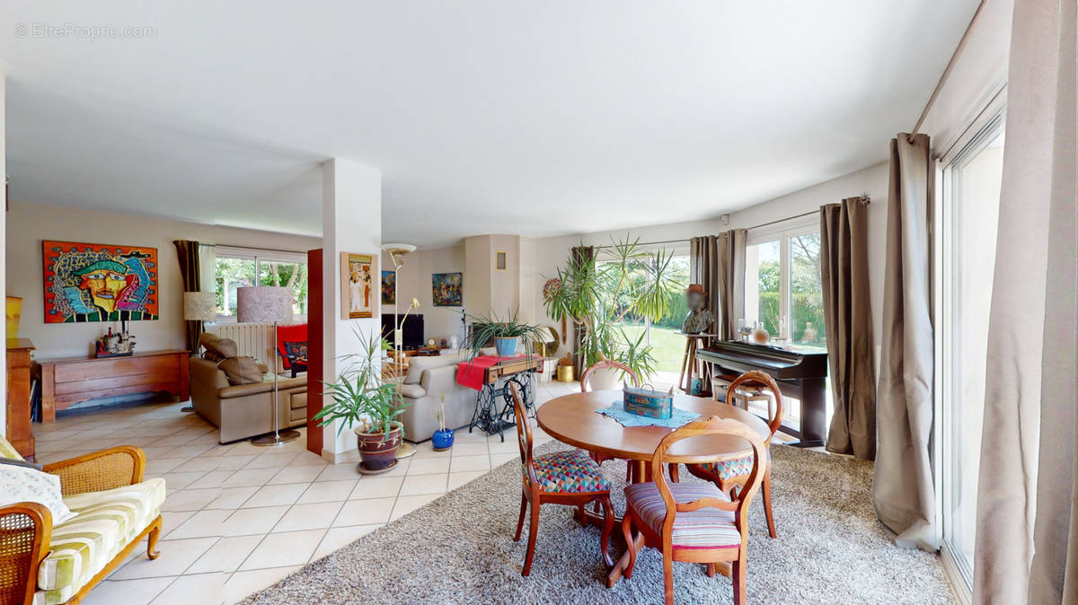 Maison à VILLIERS-SAINT-FREDERIC