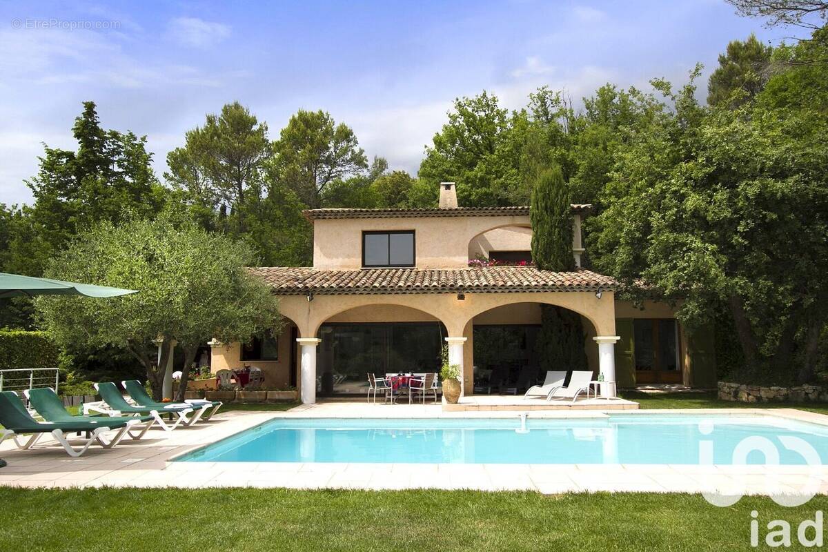 Photo 1 - Maison à ROQUEFORT-LES-PINS