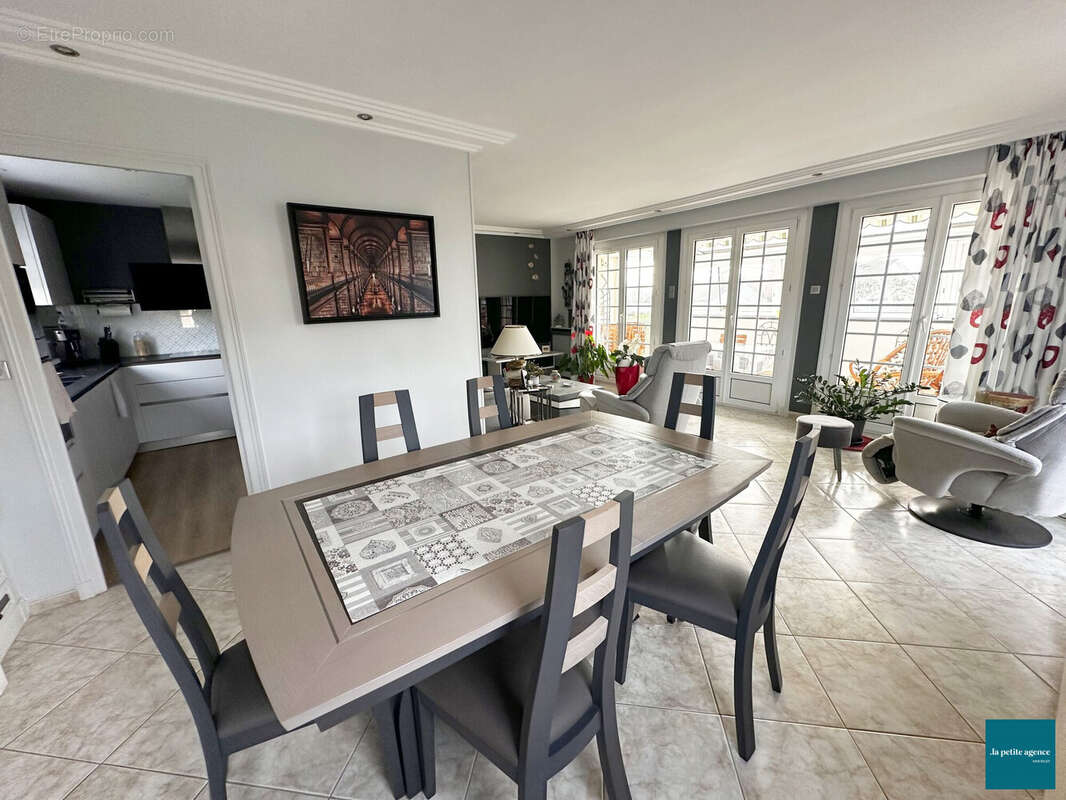 Maison à MERVILLE-FRANCEVILLE-PLAGE