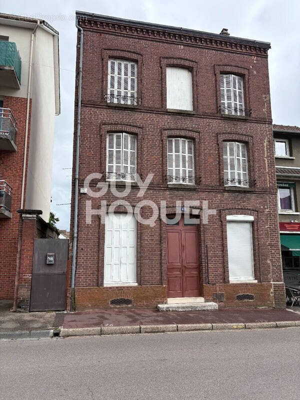 Maison à OISSEL