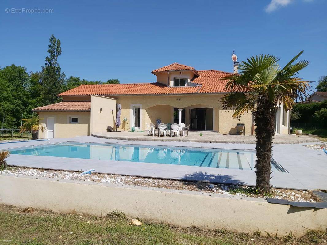 Maison à DARDILLY