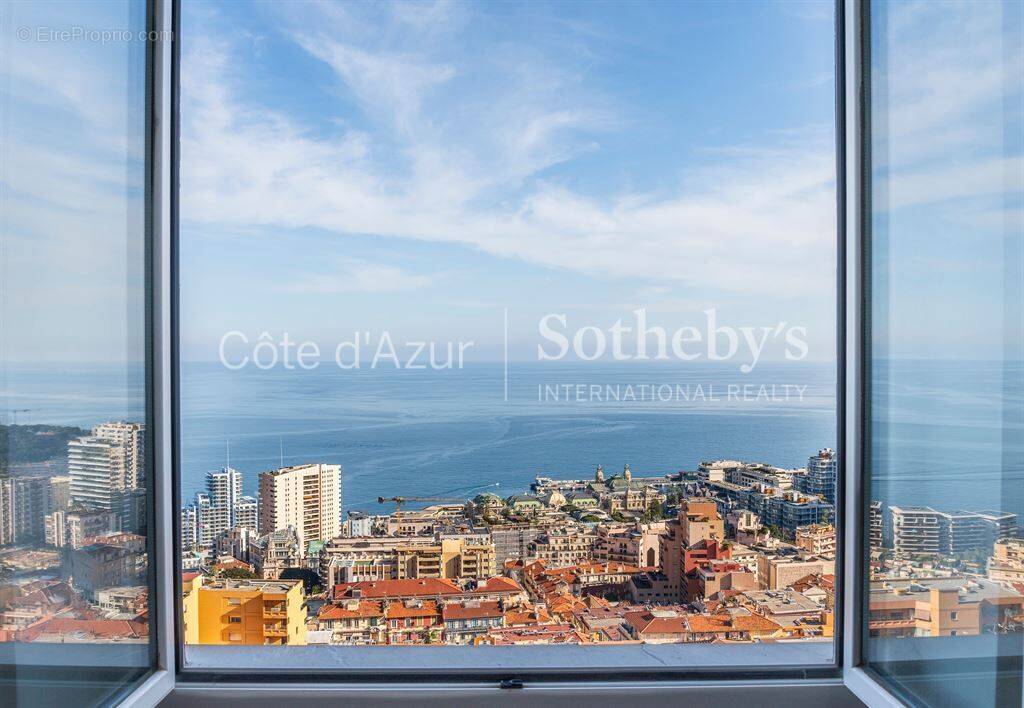 Appartement à BEAUSOLEIL