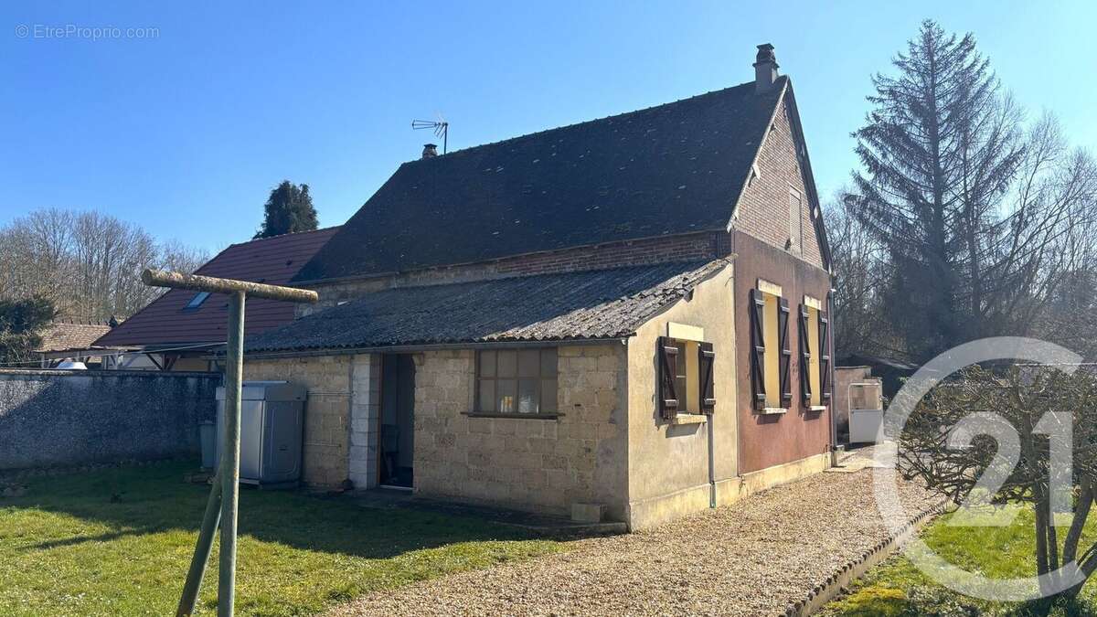 Maison à CROTH