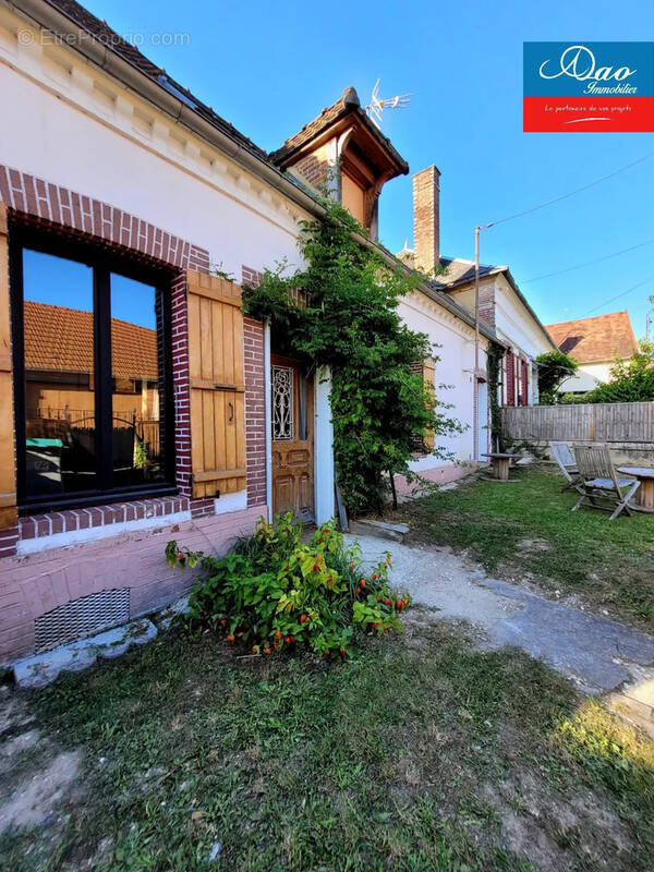 Maison à AIX-EN-OTHE