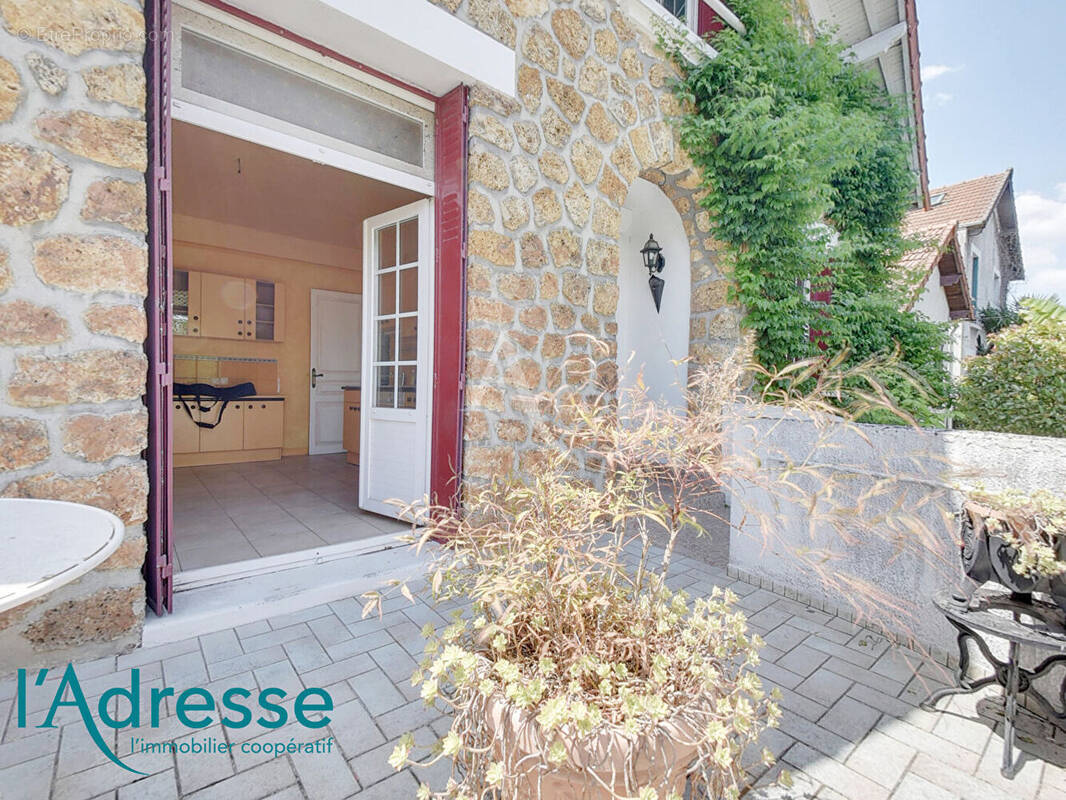 Maison à VILLIERS-SUR-MARNE