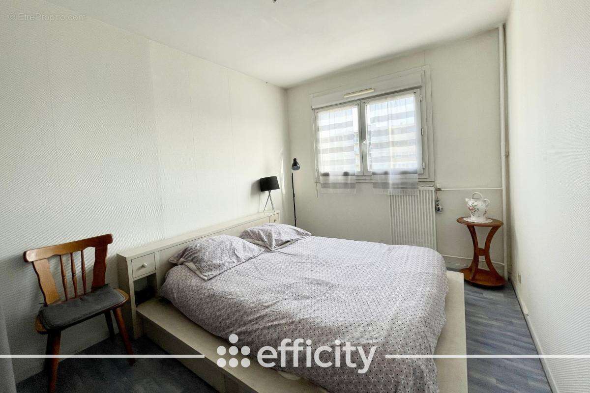 Appartement à VAULX-EN-VELIN