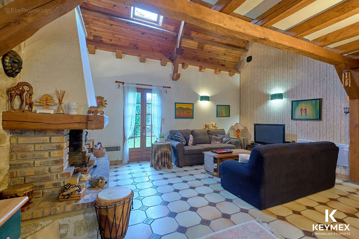 Maison à ENNERY
