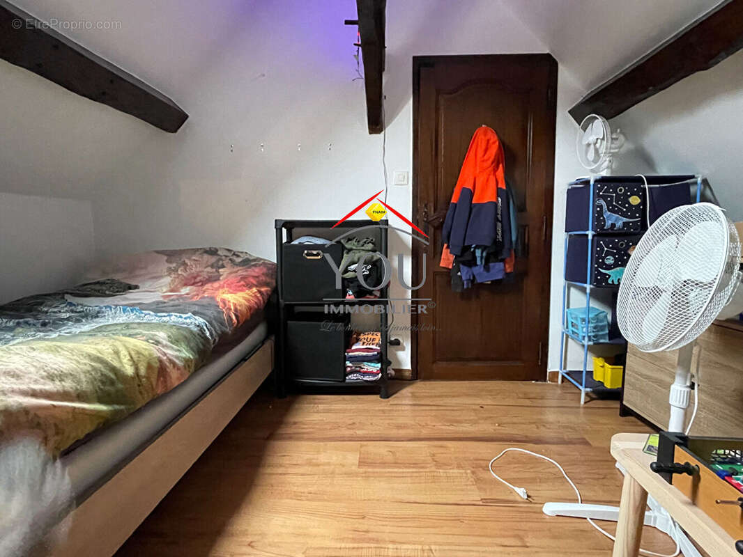 Appartement à SAINTE-GENEVIEVE