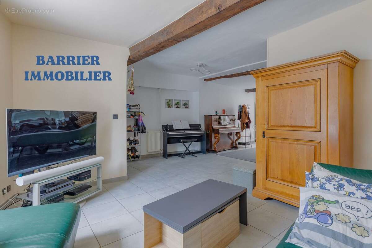 Maison à LA VERPILLIERE