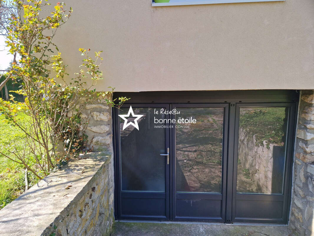Maison à CHARLEVAL