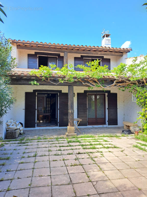Maison à SAINTES-MARIES-DE-LA-MER