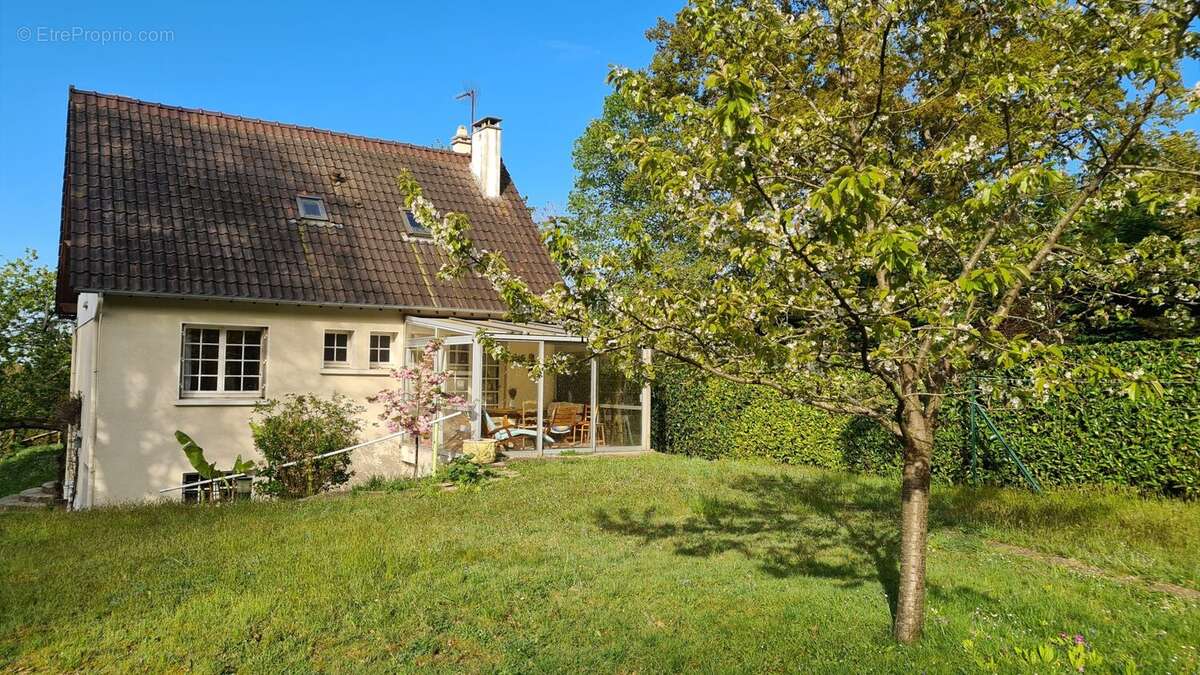 Maison à MAULE