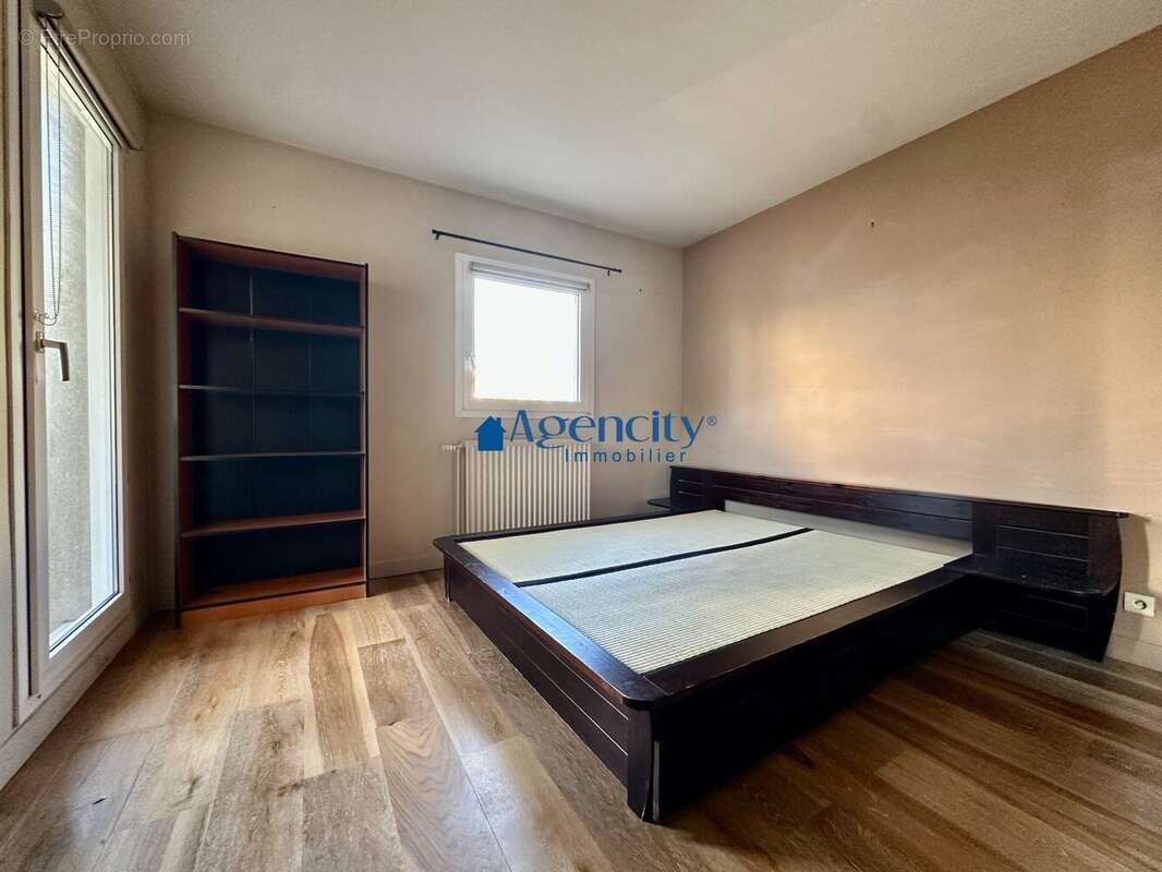 Appartement à TORCY