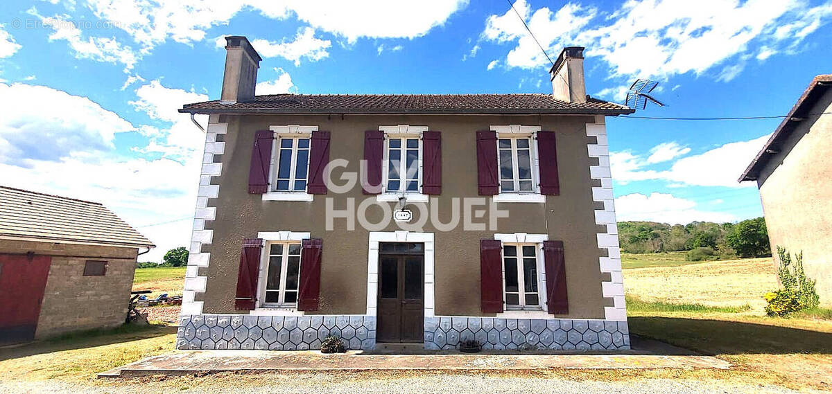 Maison à ARTIX