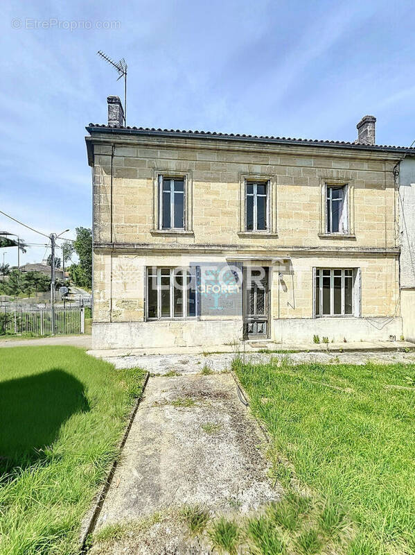 Maison à SAINT-ANDRE-DE-CUBZAC