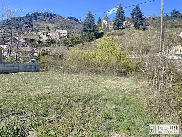 Terrain à VALS-LES-BAINS