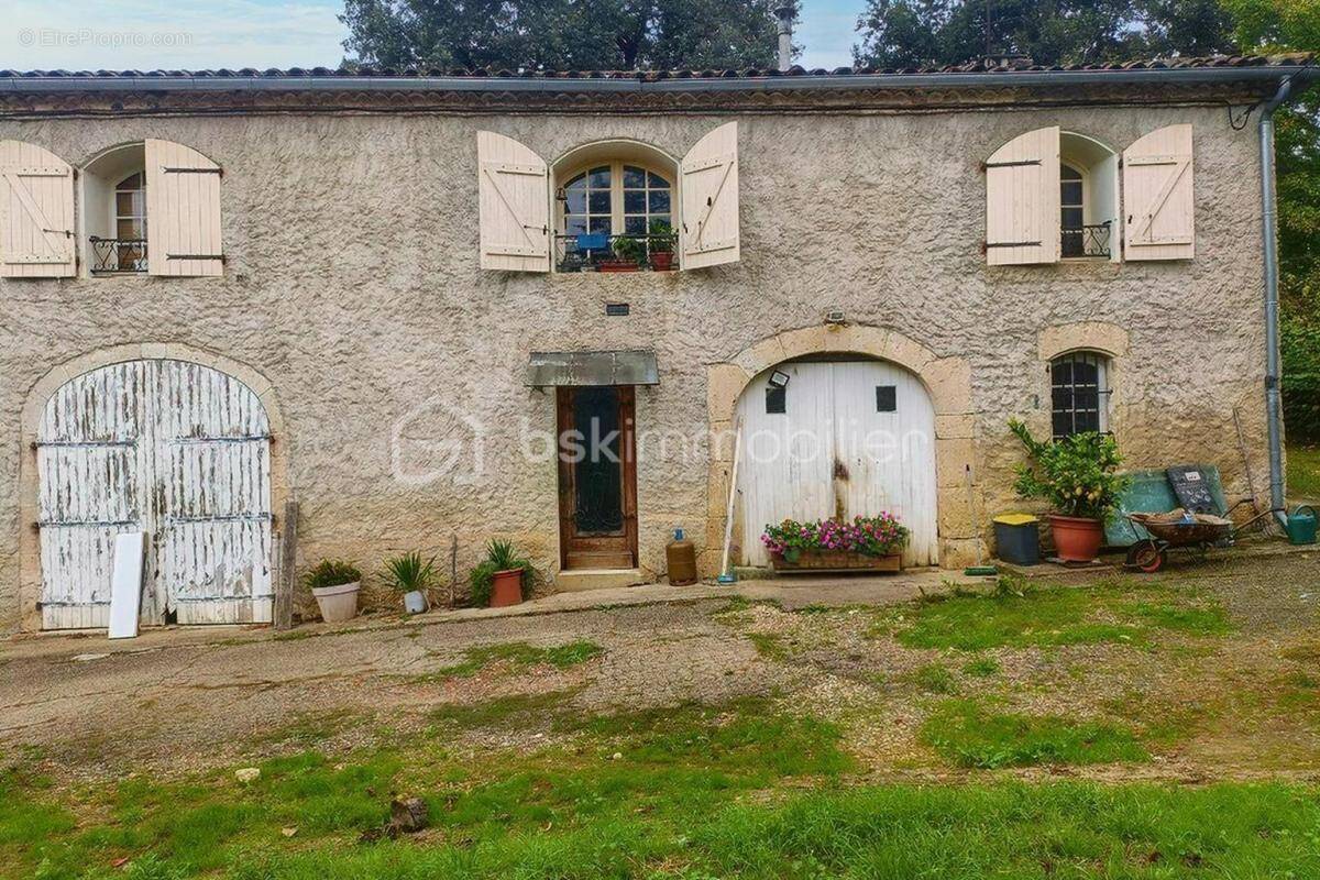 Maison à GOUDOURVILLE