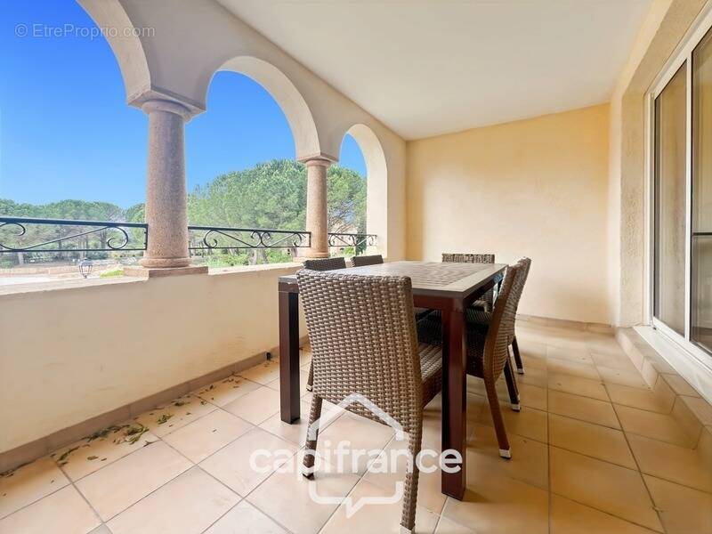 Appartement à MALLEMORT