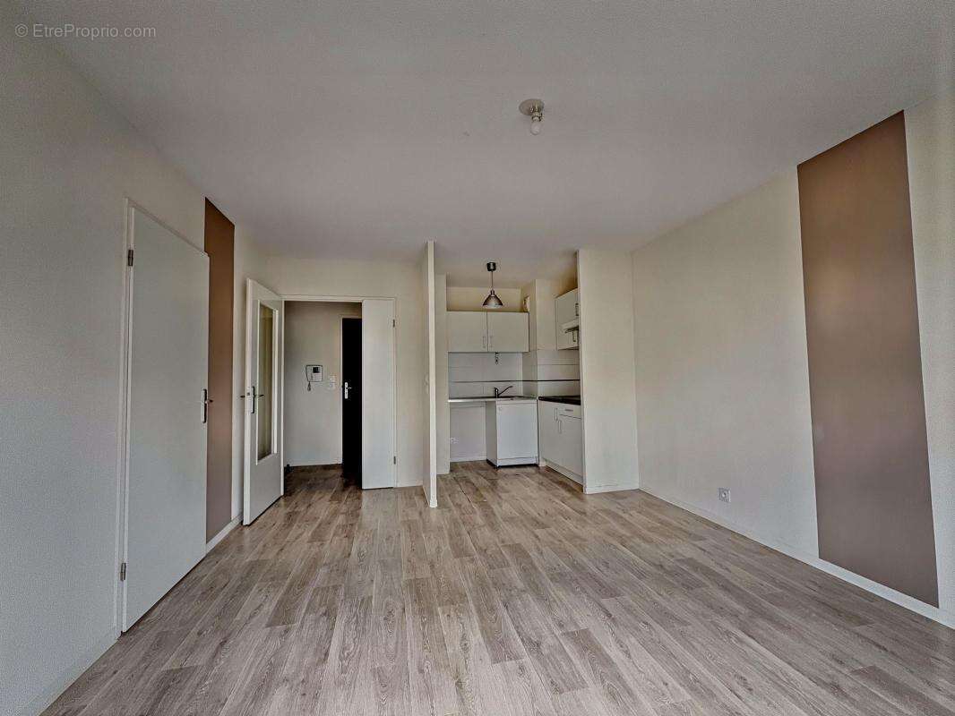 Appartement à CHENOVE