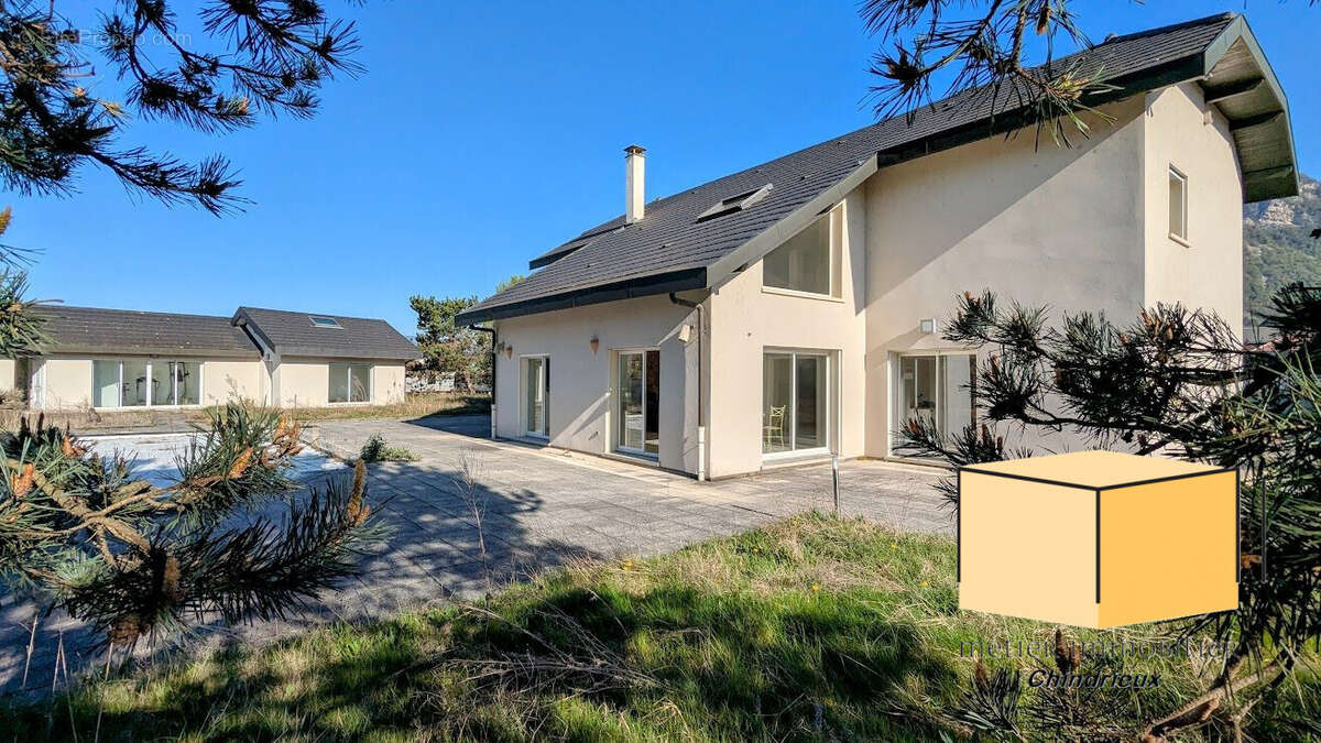 Maison à CULOZ