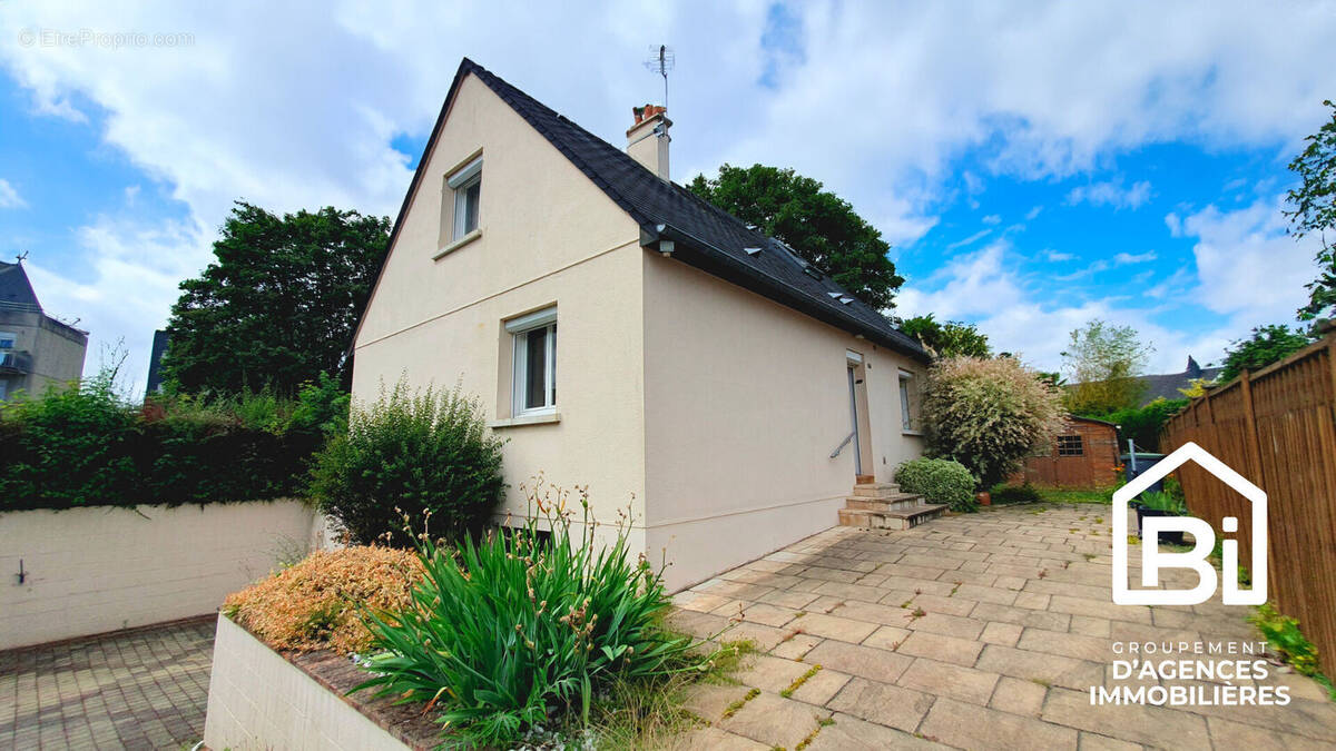 Maison à MONDEVILLE