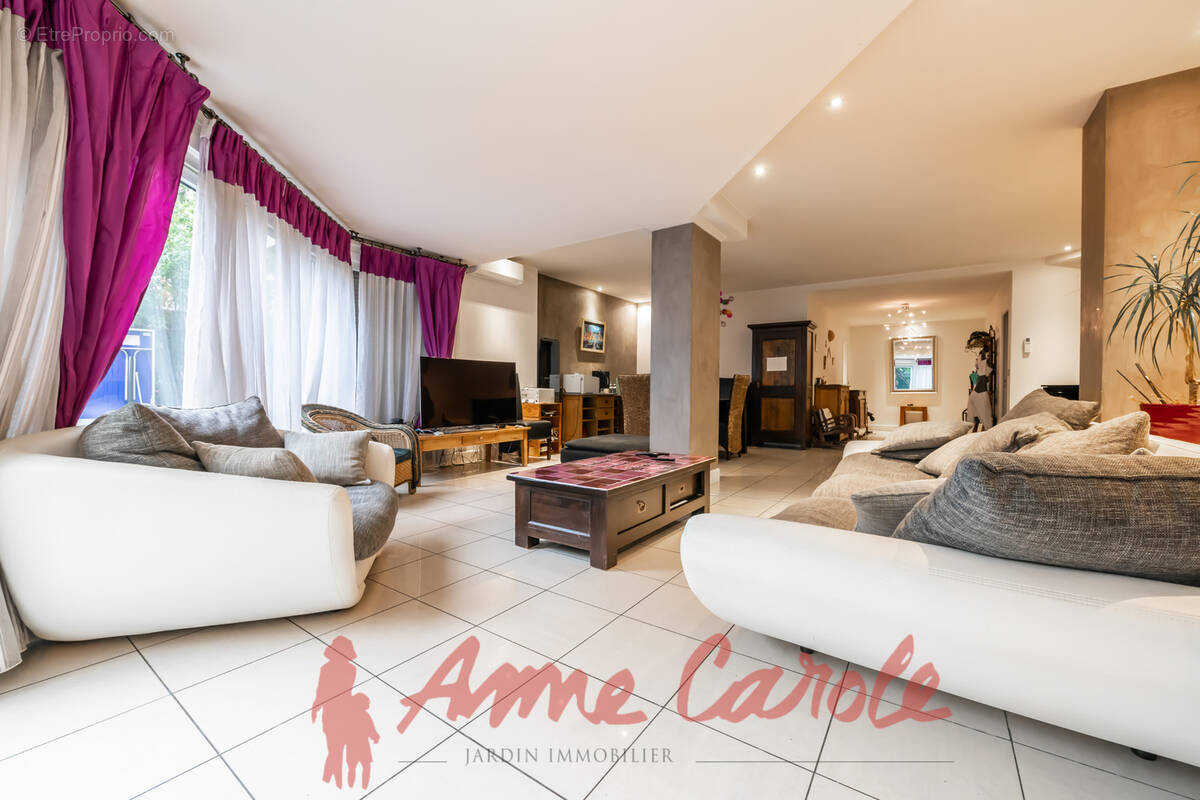 Appartement à JOINVILLE-LE-PONT