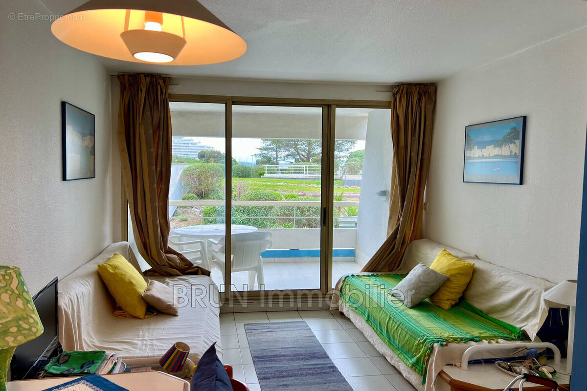 Appartement à VILLENEUVE-LOUBET