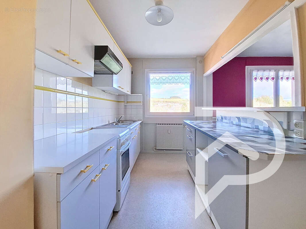 Appartement à EU