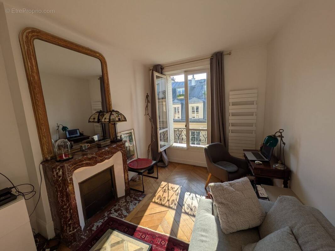 Appartement à PARIS-5E