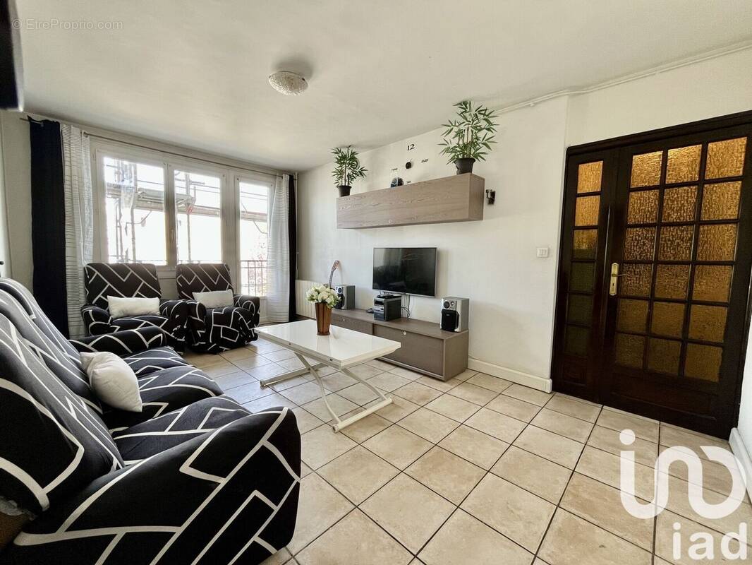 Photo 1 - Appartement à RIS-ORANGIS
