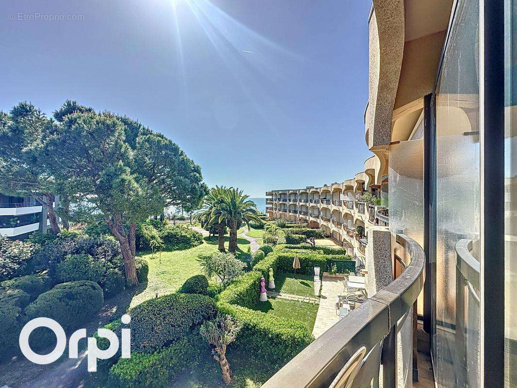 Appartement à VILLENEUVE-LOUBET
