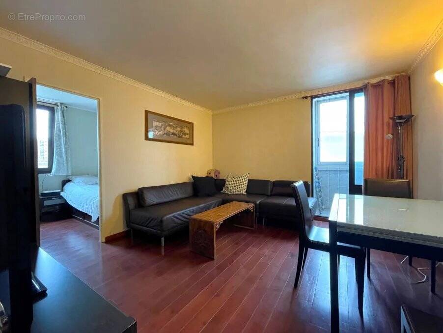 Appartement à VITRY-SUR-SEINE