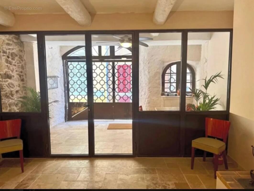 Appartement à GRIMAUD