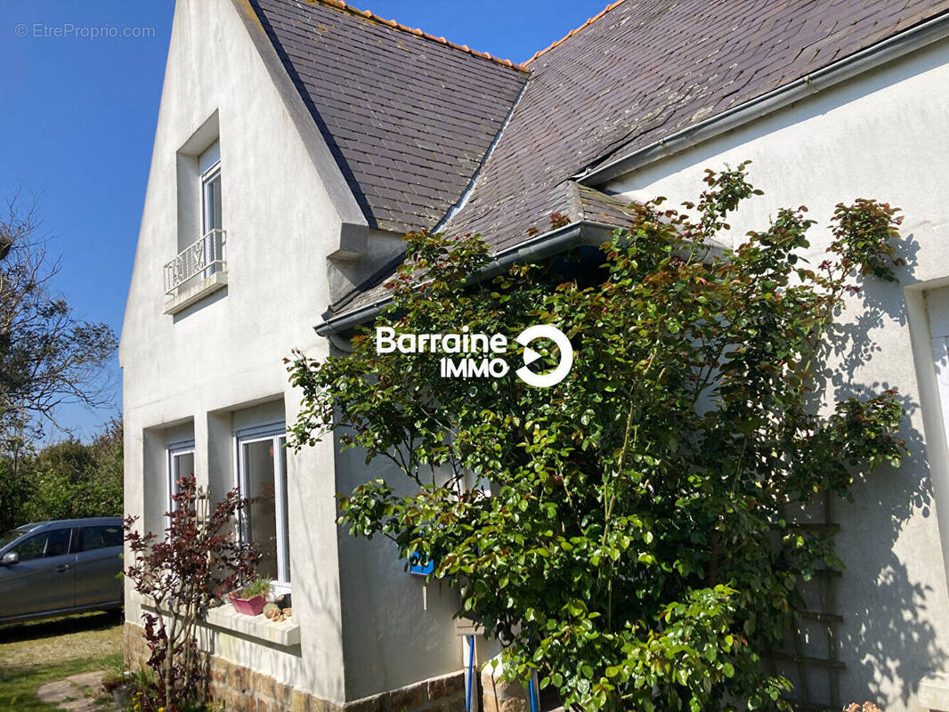 Maison à PLOUGOULM