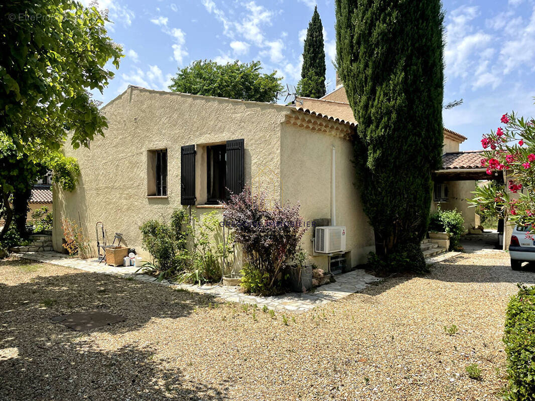 Maison à PERTUIS