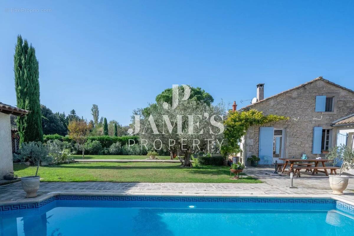 Maison à SAINT-REMY-DE-PROVENCE