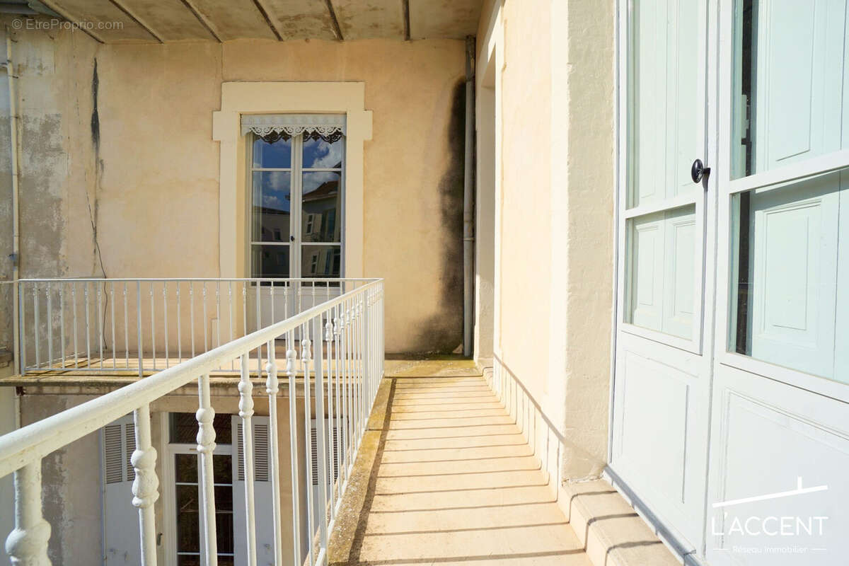 Appartement à NIMES