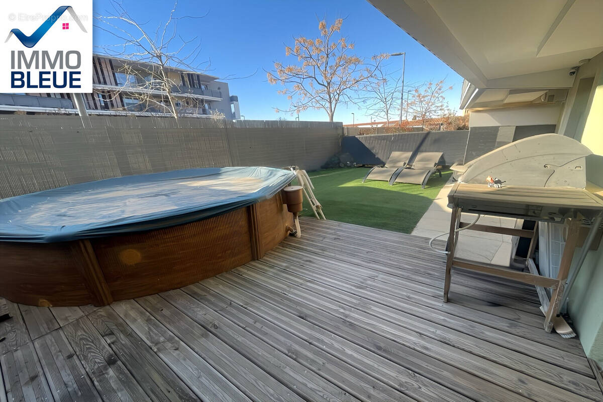 Appartement à CHATEAUNEUF-LES-MARTIGUES
