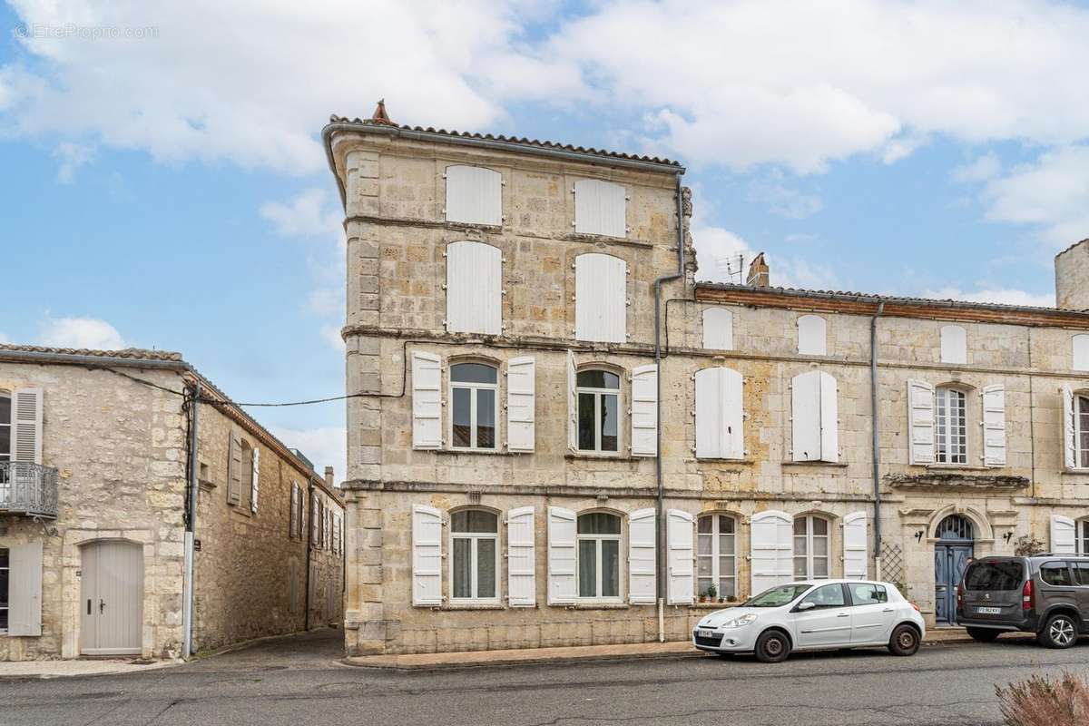 Maison à PUYMIROL