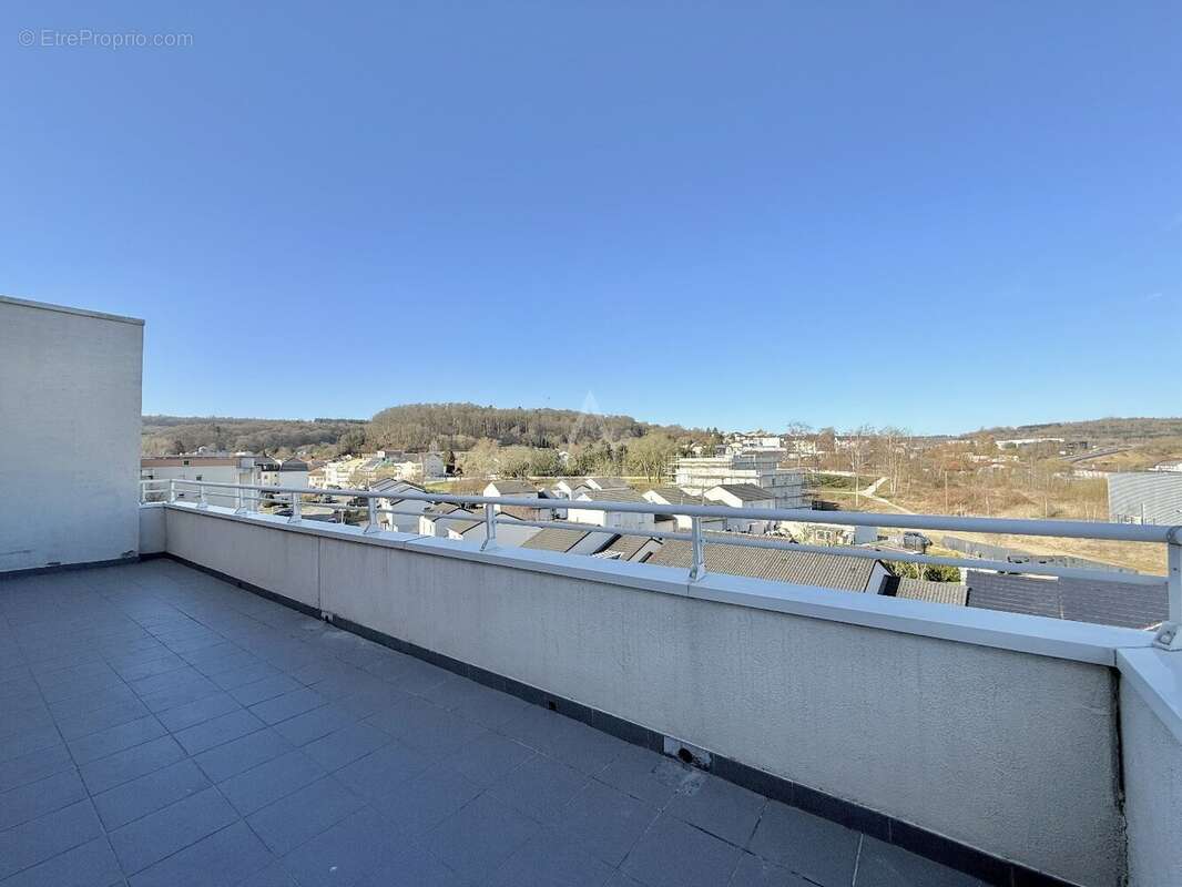 Appartement à AUDUN-LE-TICHE