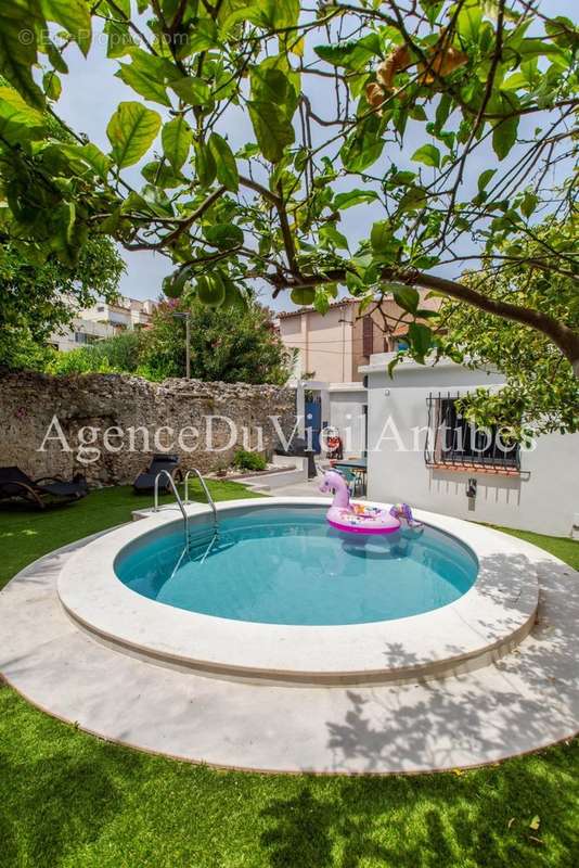 Maison à ANTIBES