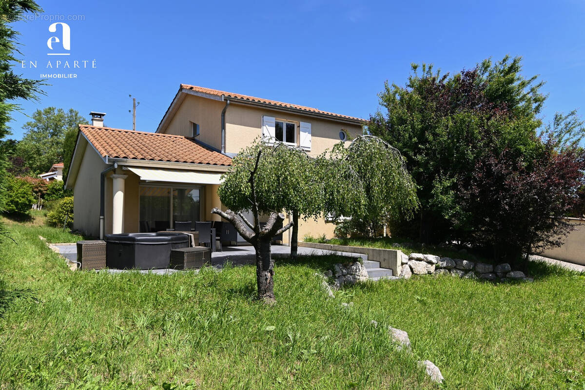 Maison à POLLIONNAY