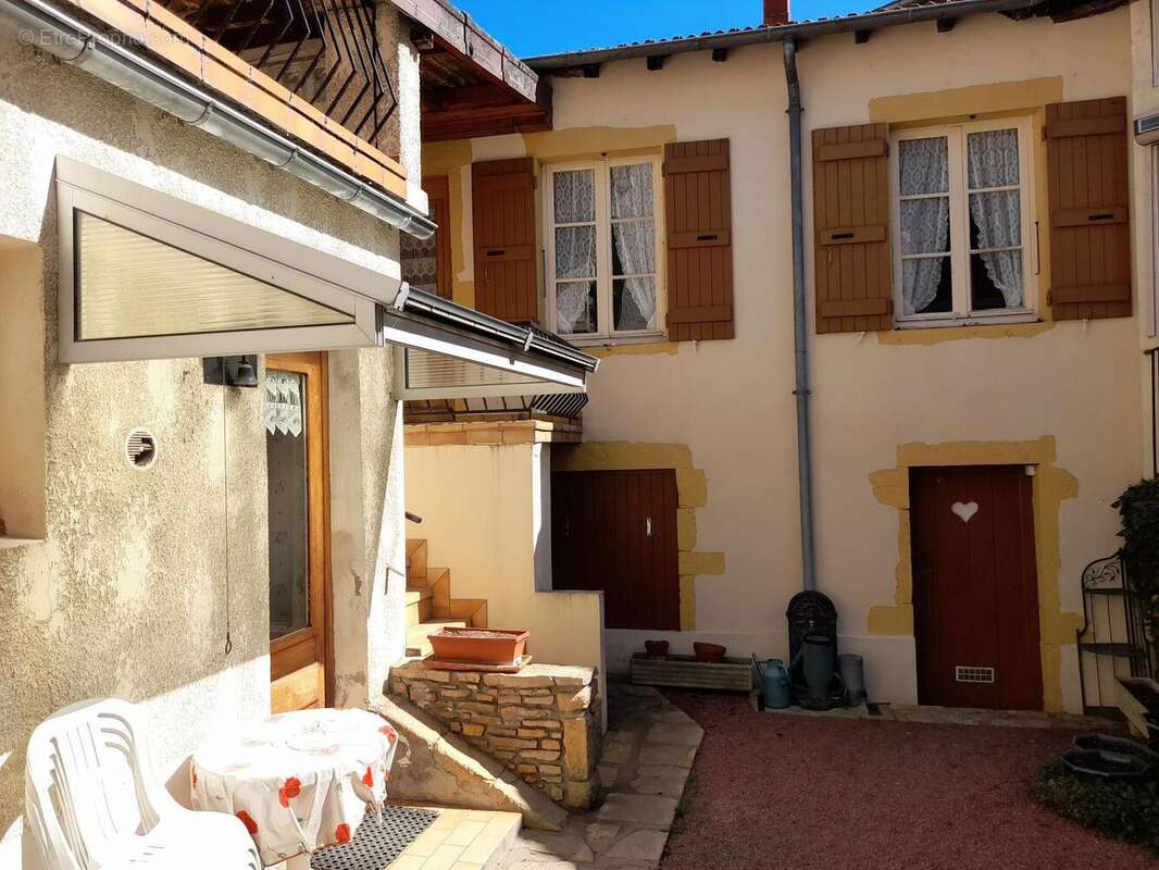 Photo 1 - Maison à CHARLIEU