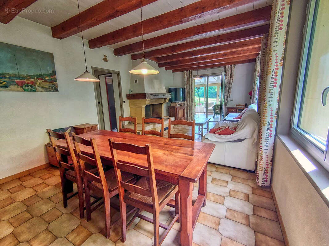 Maison à MONTCABRIER