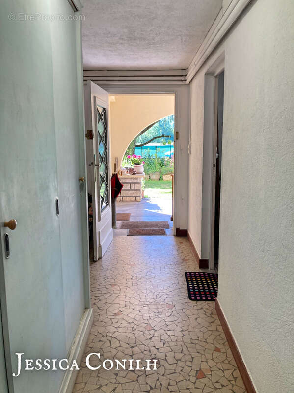 Maison à PINEUILH